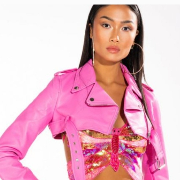 Sequin Butterfly Halter Crop Top - Picture 2 of 4